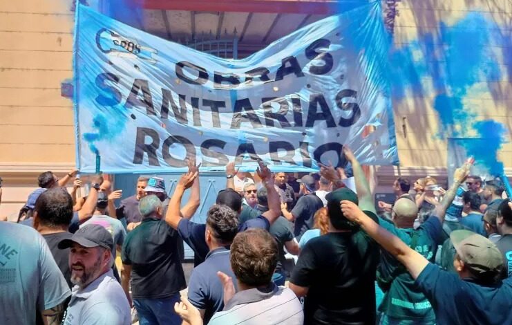 Obras Sanitarias denuncia despidos arbitrarios en Assa